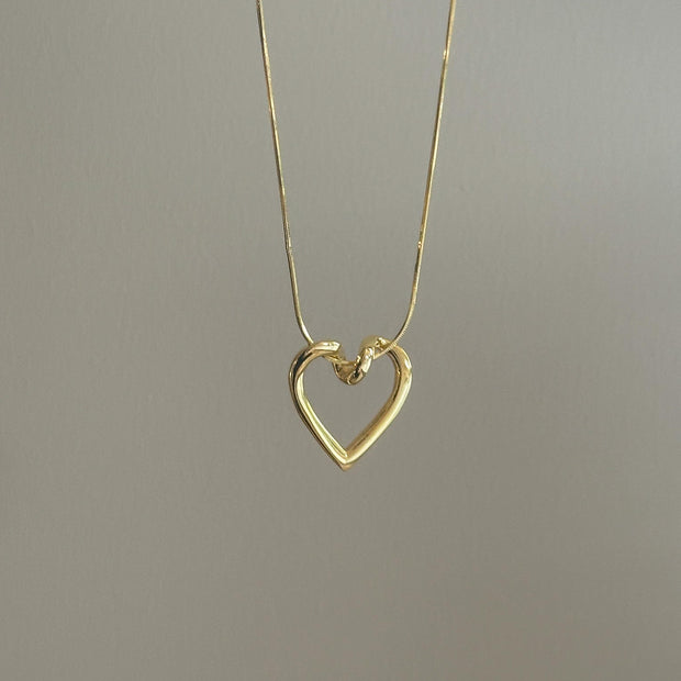 Düğüm Kalp Kolye - 925 Ayar Gümüş