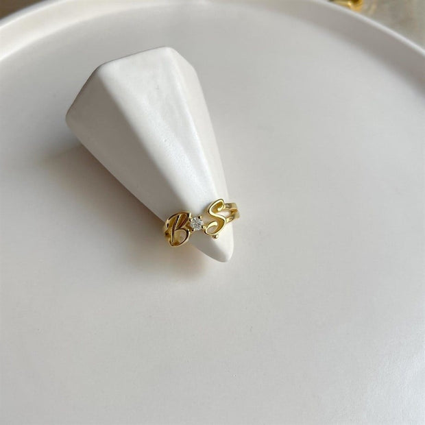 İki Harfli Tek Taş Yüzük - 925 Ayar Gümüş